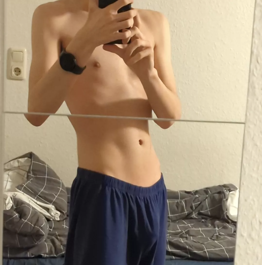 [18] How do I look? ;) posted by GreatAndNew