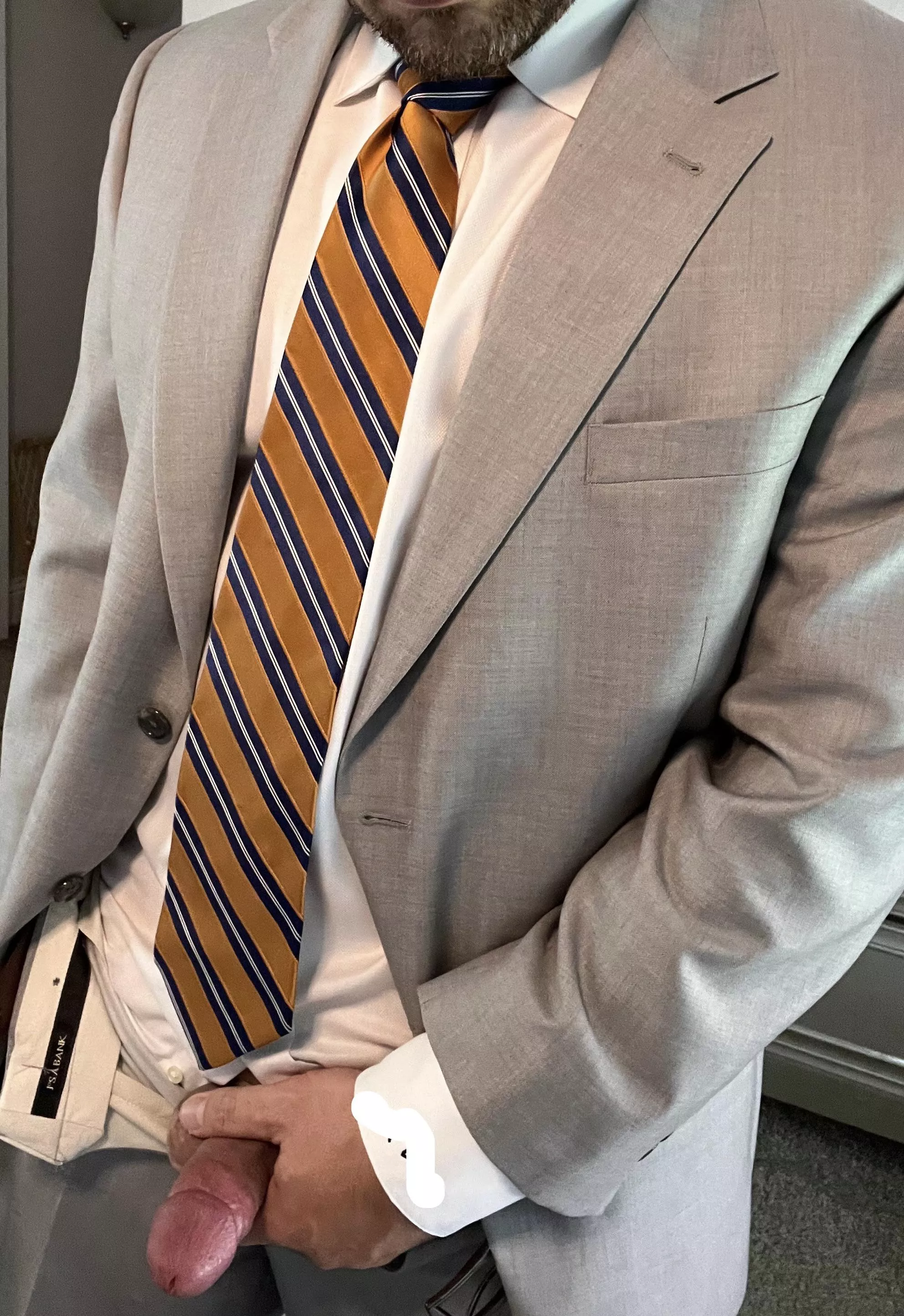 [40][M] The work week’s almost over, but I still have time to close one more deal…😈 posted by angelswithdilfysouls