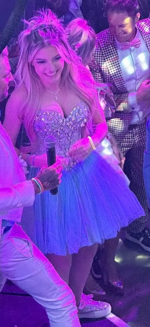 Alexa Bliss posted by floorbus