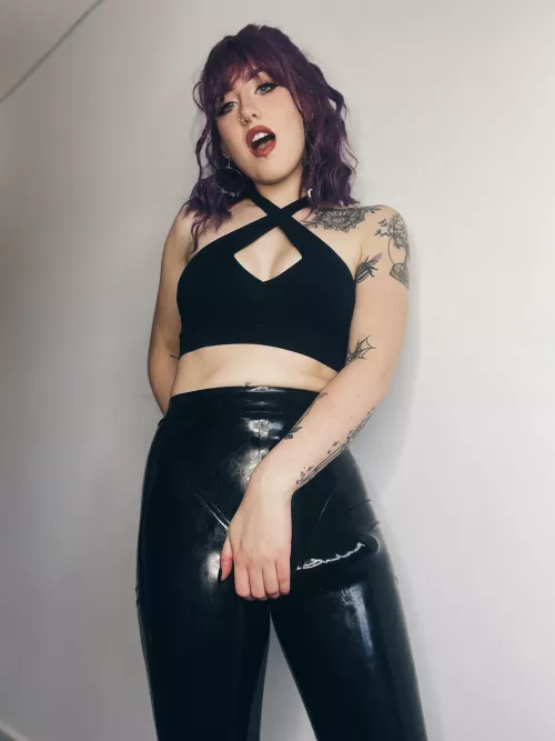 Can you see it? 😉 by itsflamefoxx