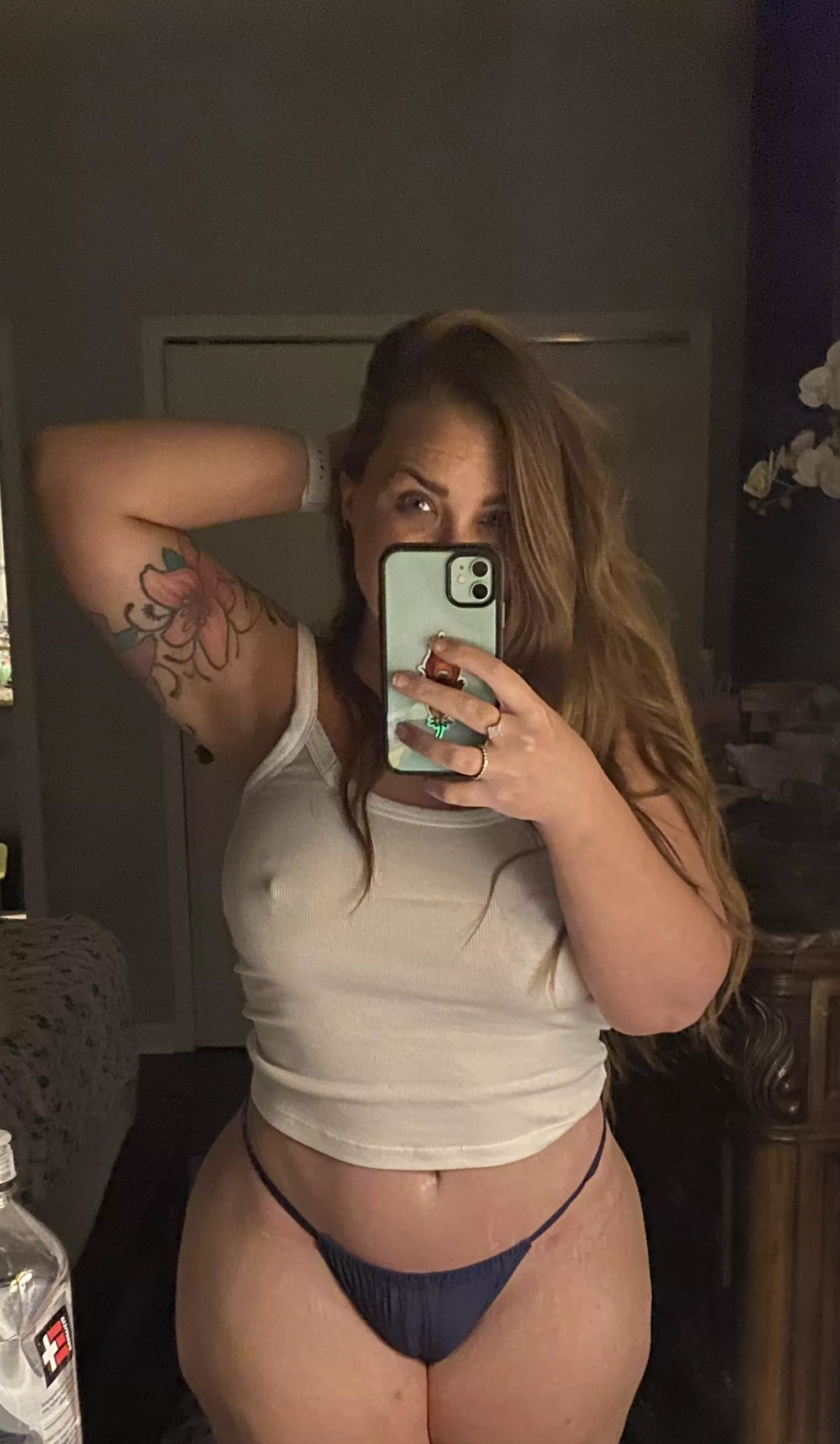 Come to bed with me (f) posted by NikkiNeedsMore