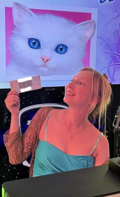 Comment if you want to see her naked by franklinbooth84