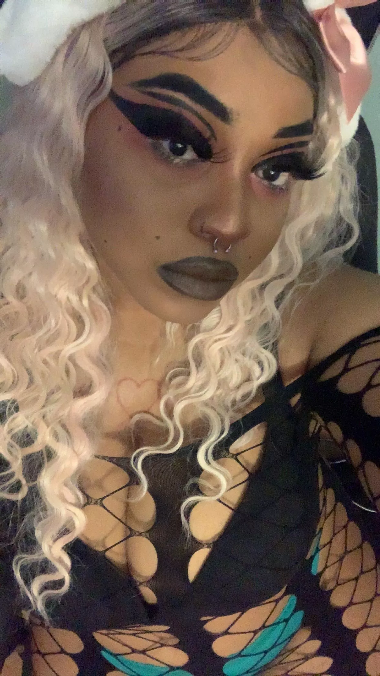 felt cute won’t delete later ❣️ posted by lovelassoo