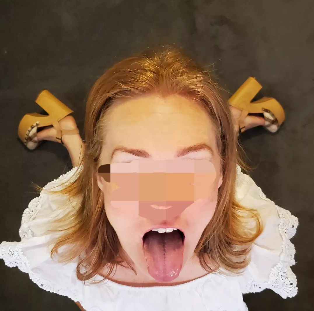 Fill her mouth boys posted by Cum_onMIwifespanties