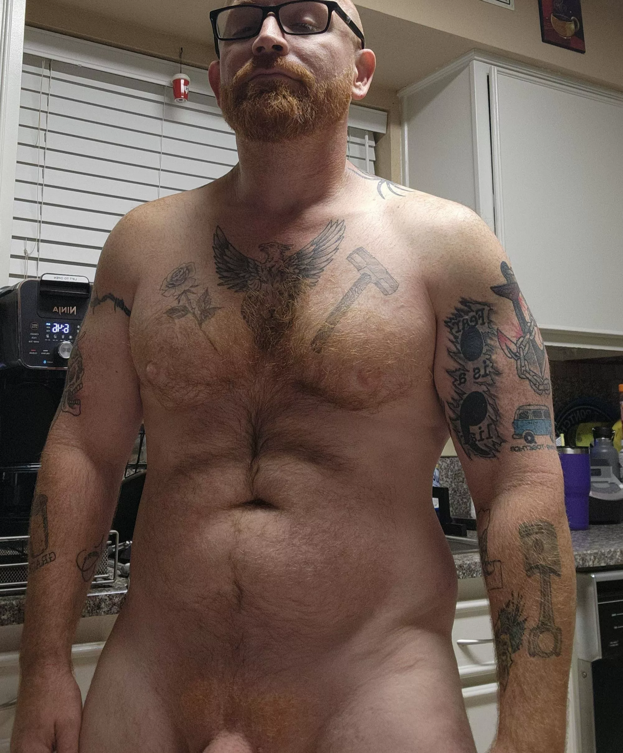 Good morning [42] posted by texcentricasshole