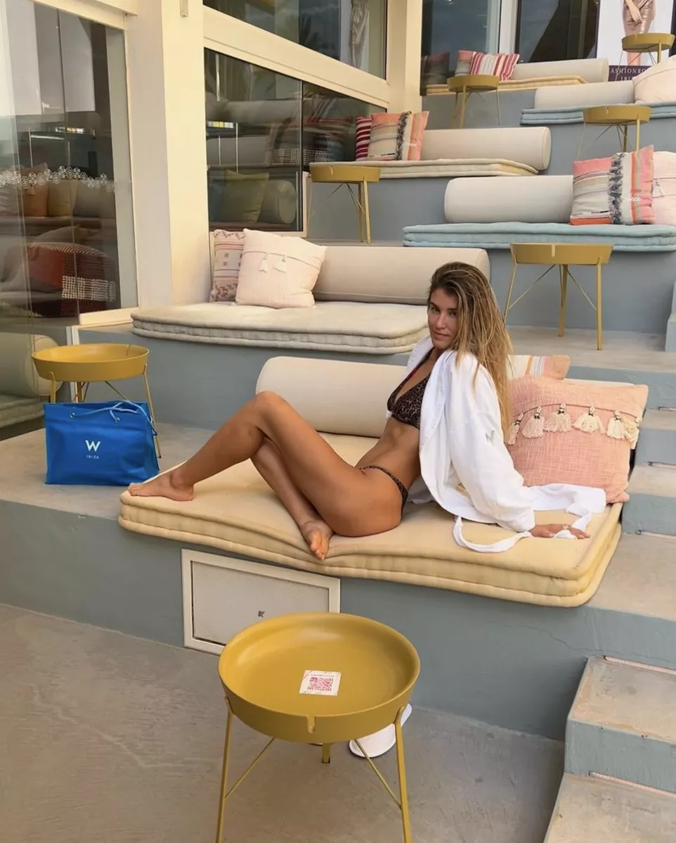 Hi 🔥 Now say it back! posted by jane_val