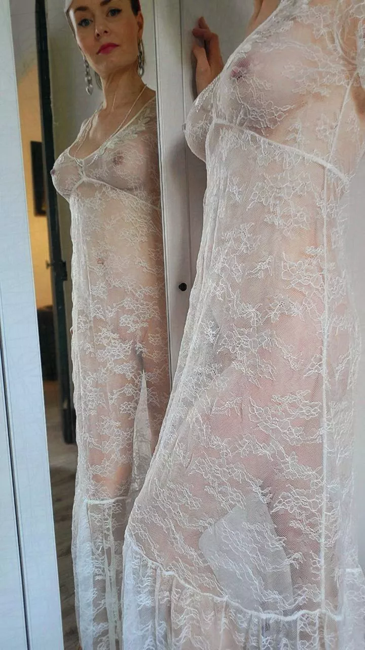 I think you know what kind of girl i am.. posted by vanejaii