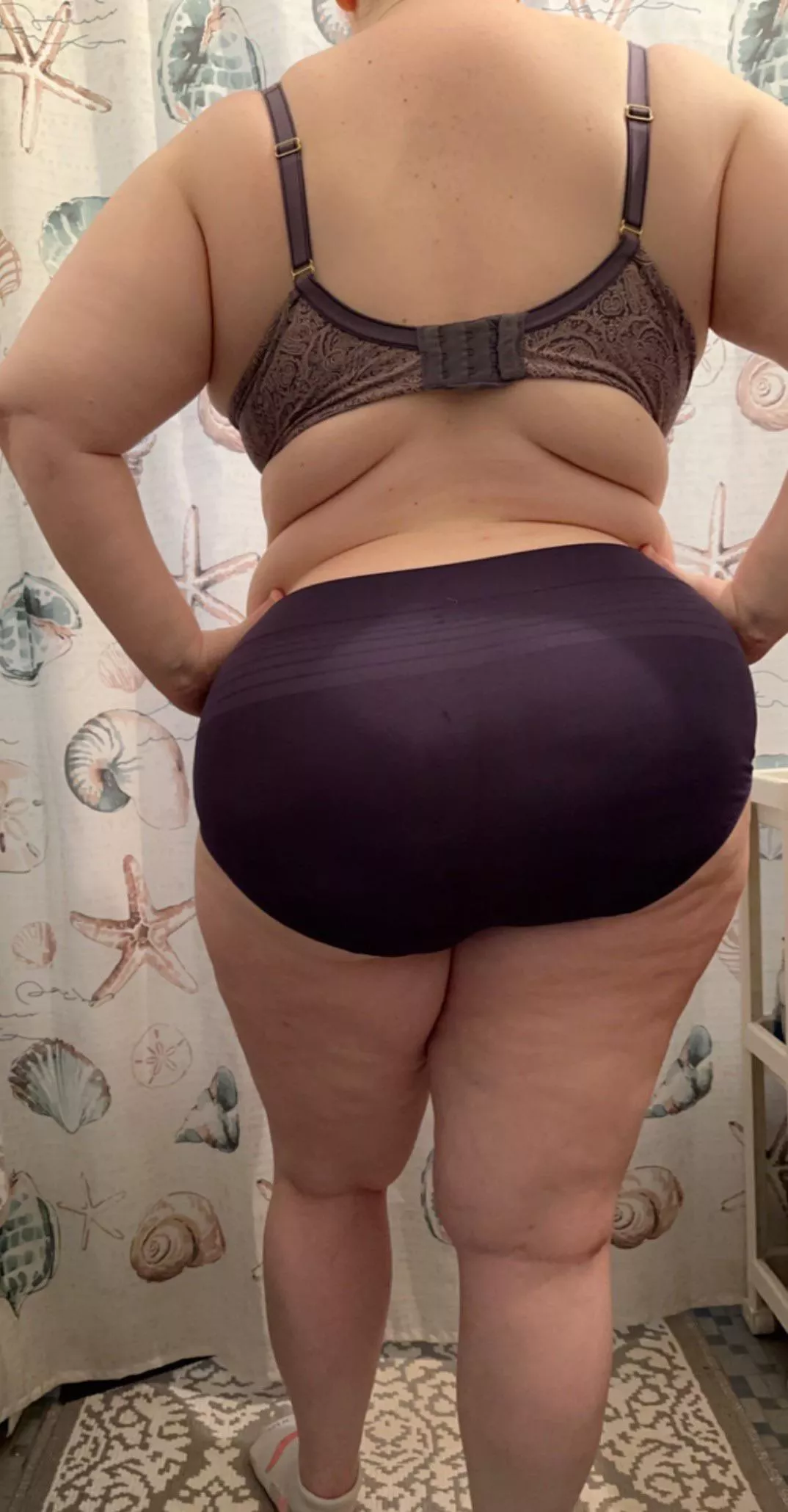 Join me in the shower posted by FoxxyCurves