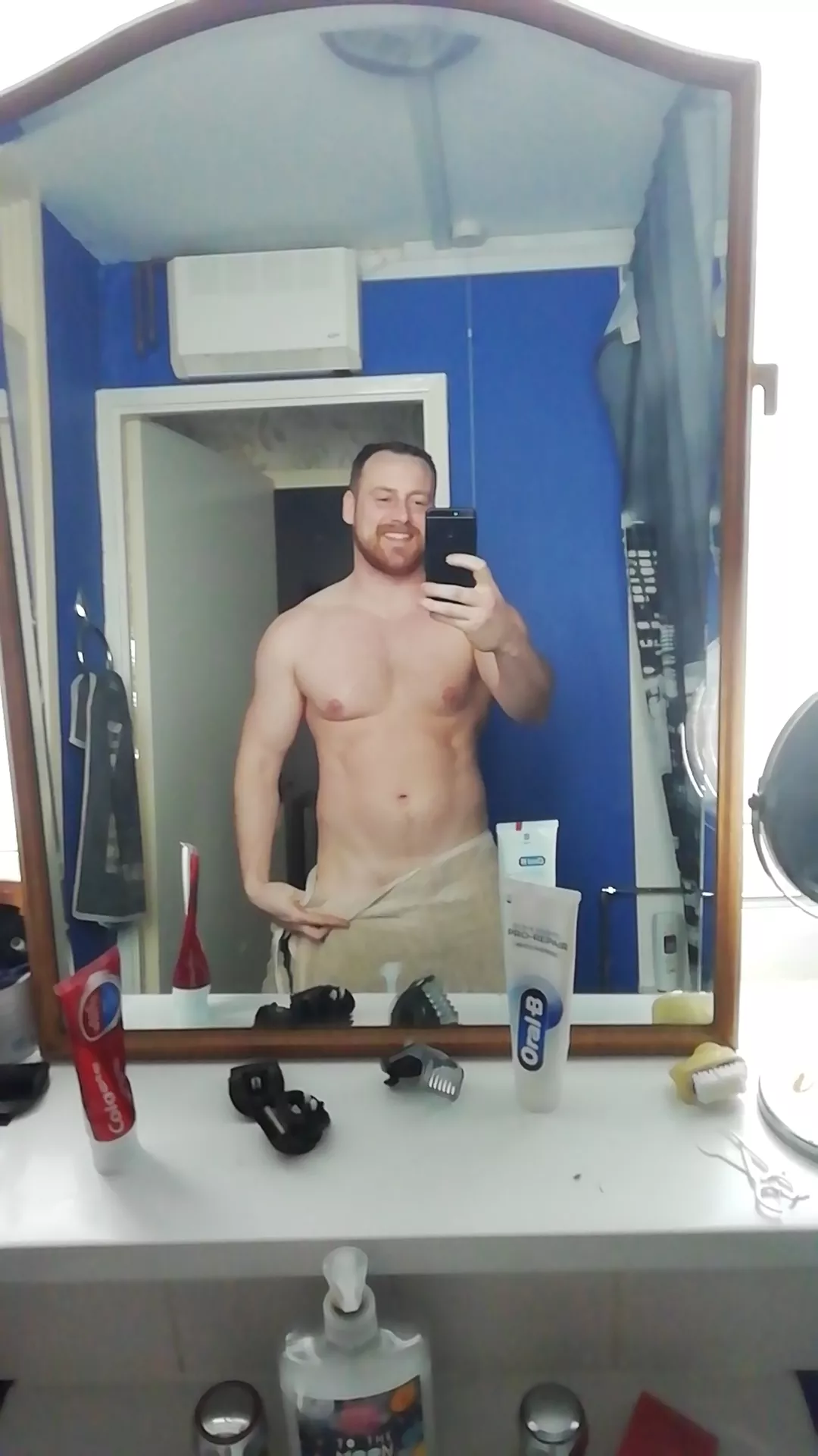 Just another mirror selfie (m) posted by Kien9