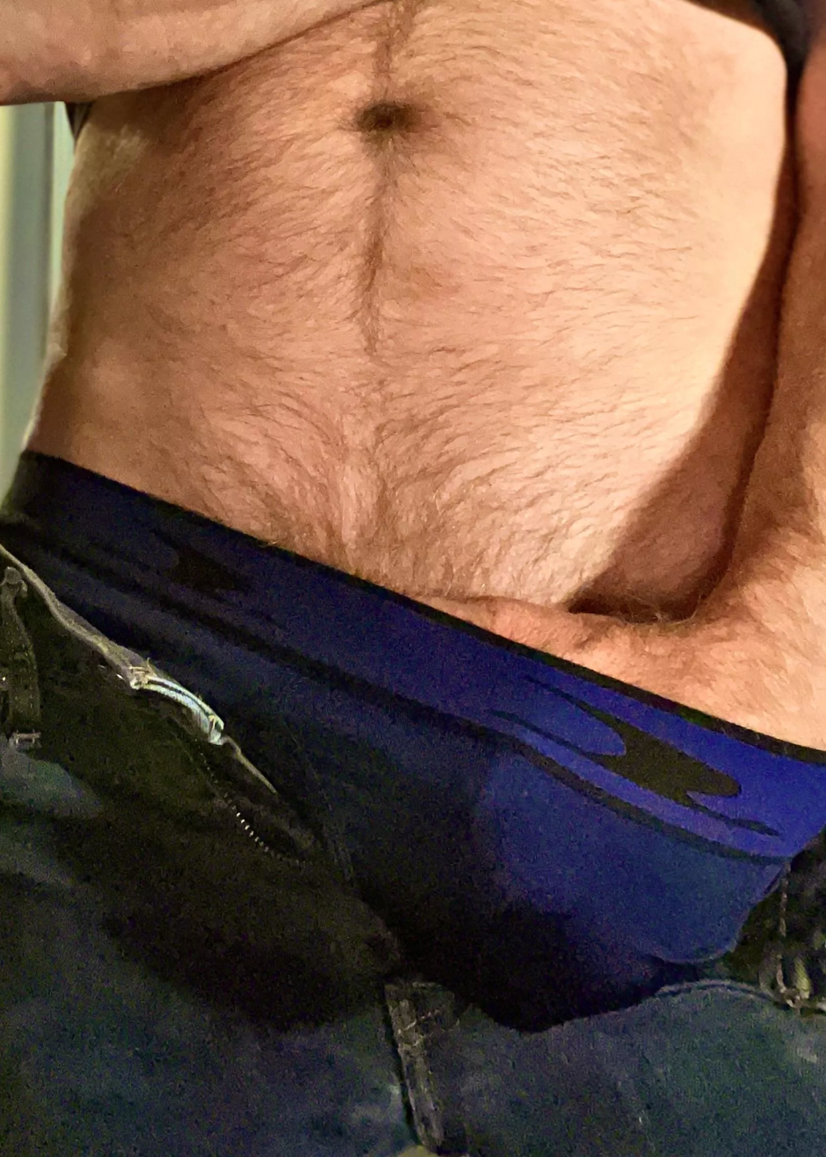 Need to jack off posted by dadhuntn