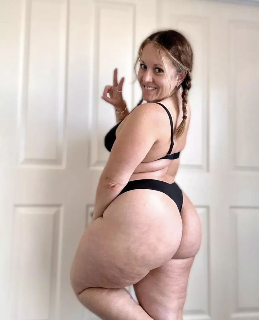 Oops I Missed Humpday! posted by ThroatLuv