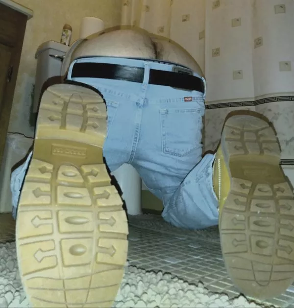 Plumber's invitation posted by DLBlowBro