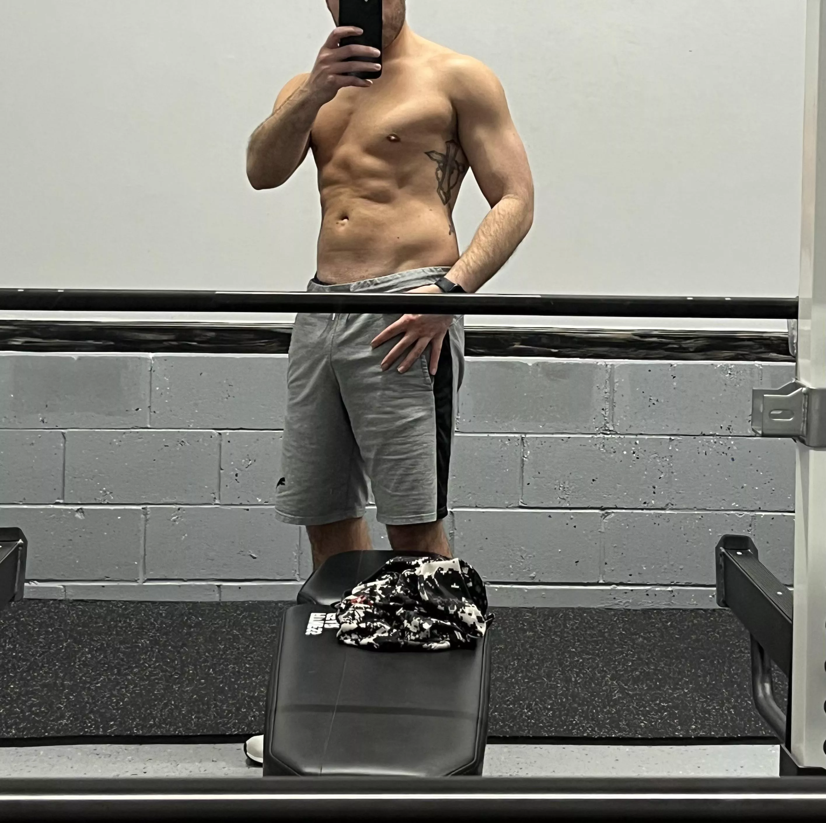 Shoulders boulders 💪 [m] posted by Fit_Advertising8975