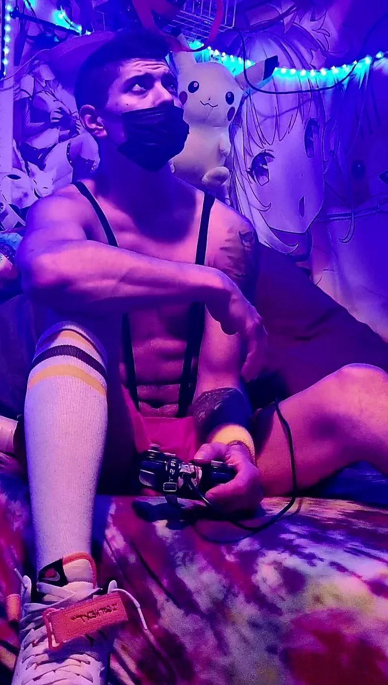 Smash bros? 😘 posted by SixTwoWeeb