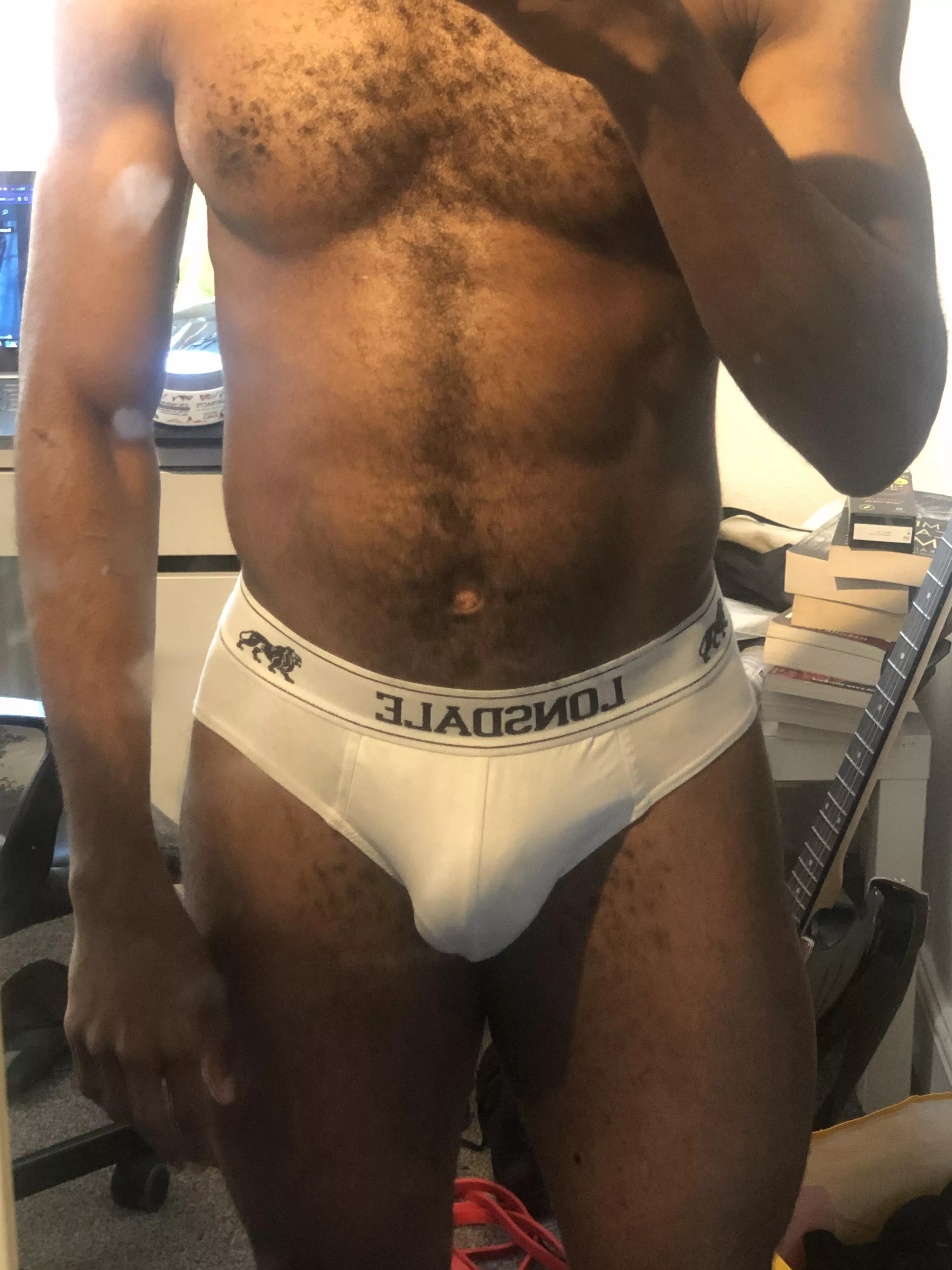 smell daddy’s musky cock before you suck it posted by augustvs3x