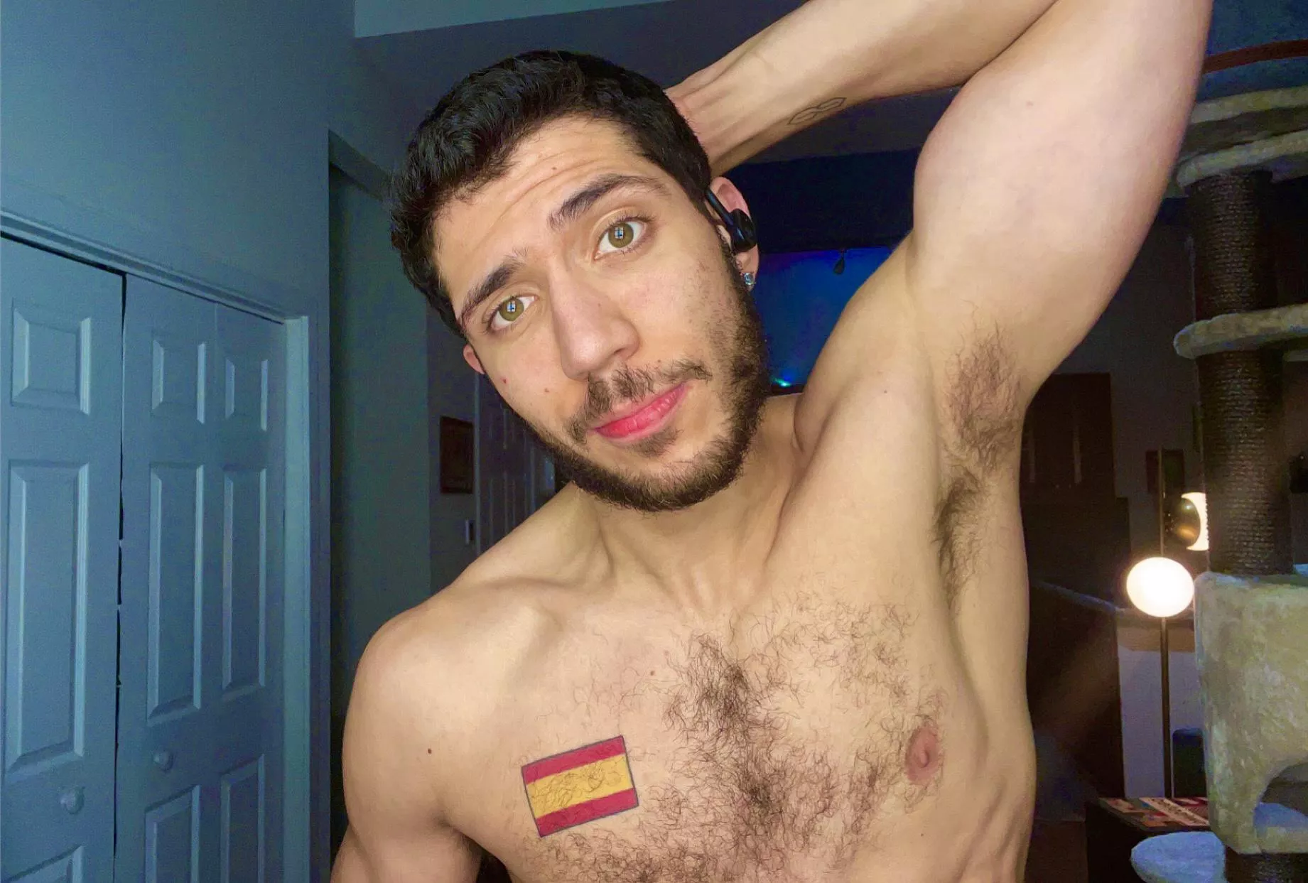 TGIF, help me get through this last day of work week. posted by Mateo_Galioto