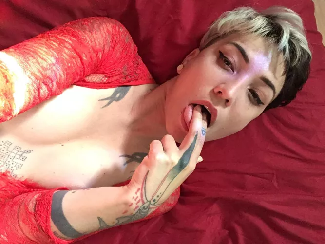 the taste of it by UrsinaeVespera