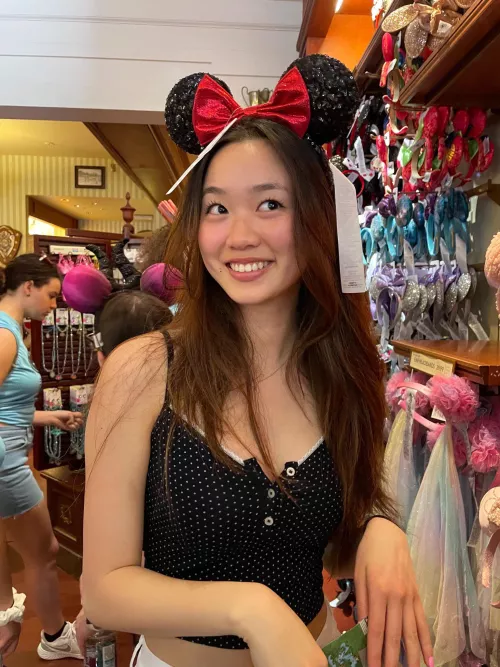 Trying it on by likesasiangirls