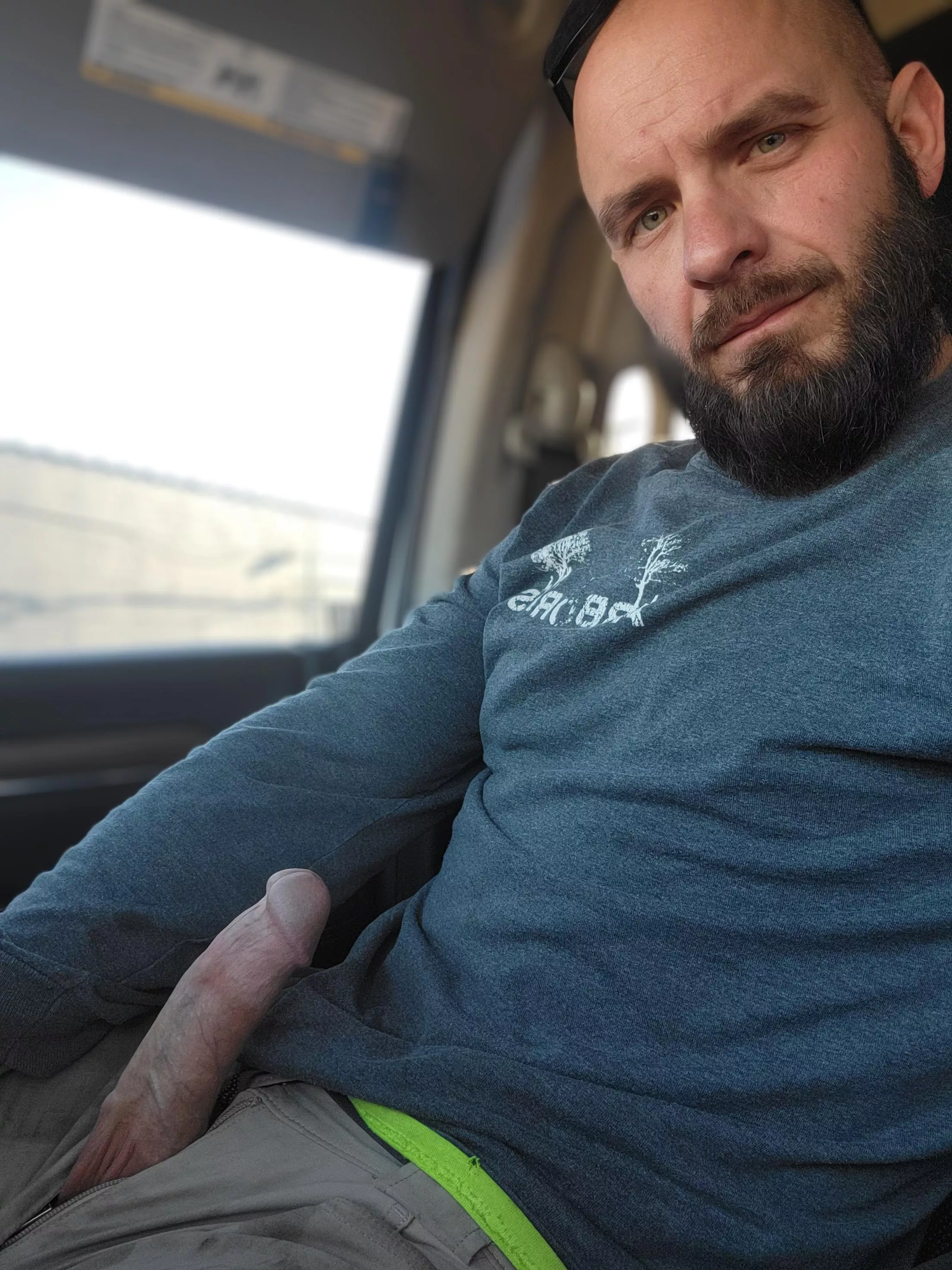 Wanna carpool? (35) posted by Urnextdoorneighbors