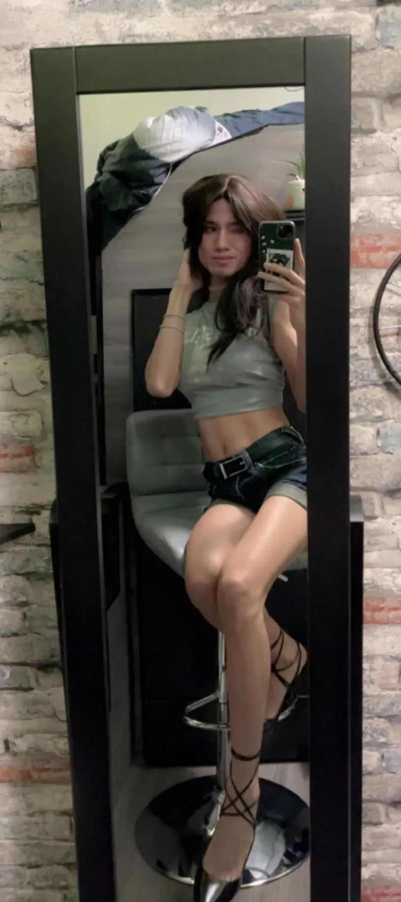 wink wink 🖤 posted by uljjhangyuri04