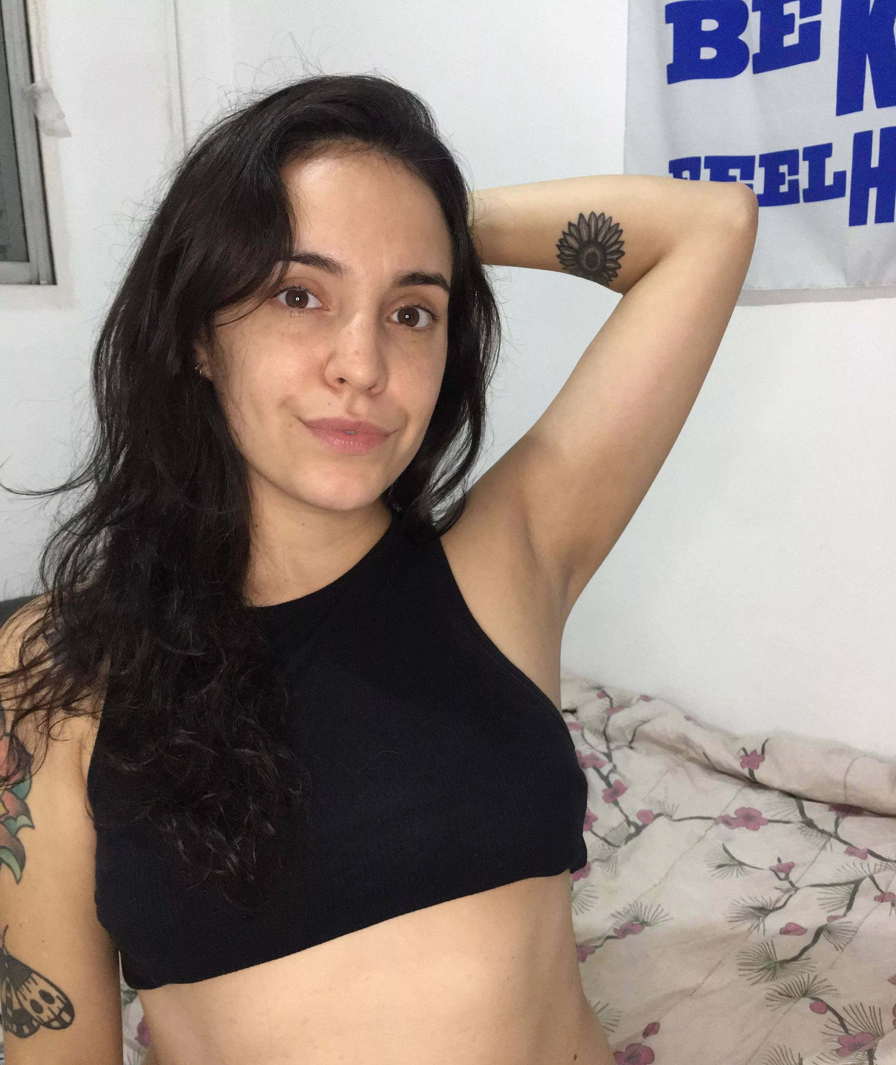 Worship my armpit posted by Beautiful-Slip-1457