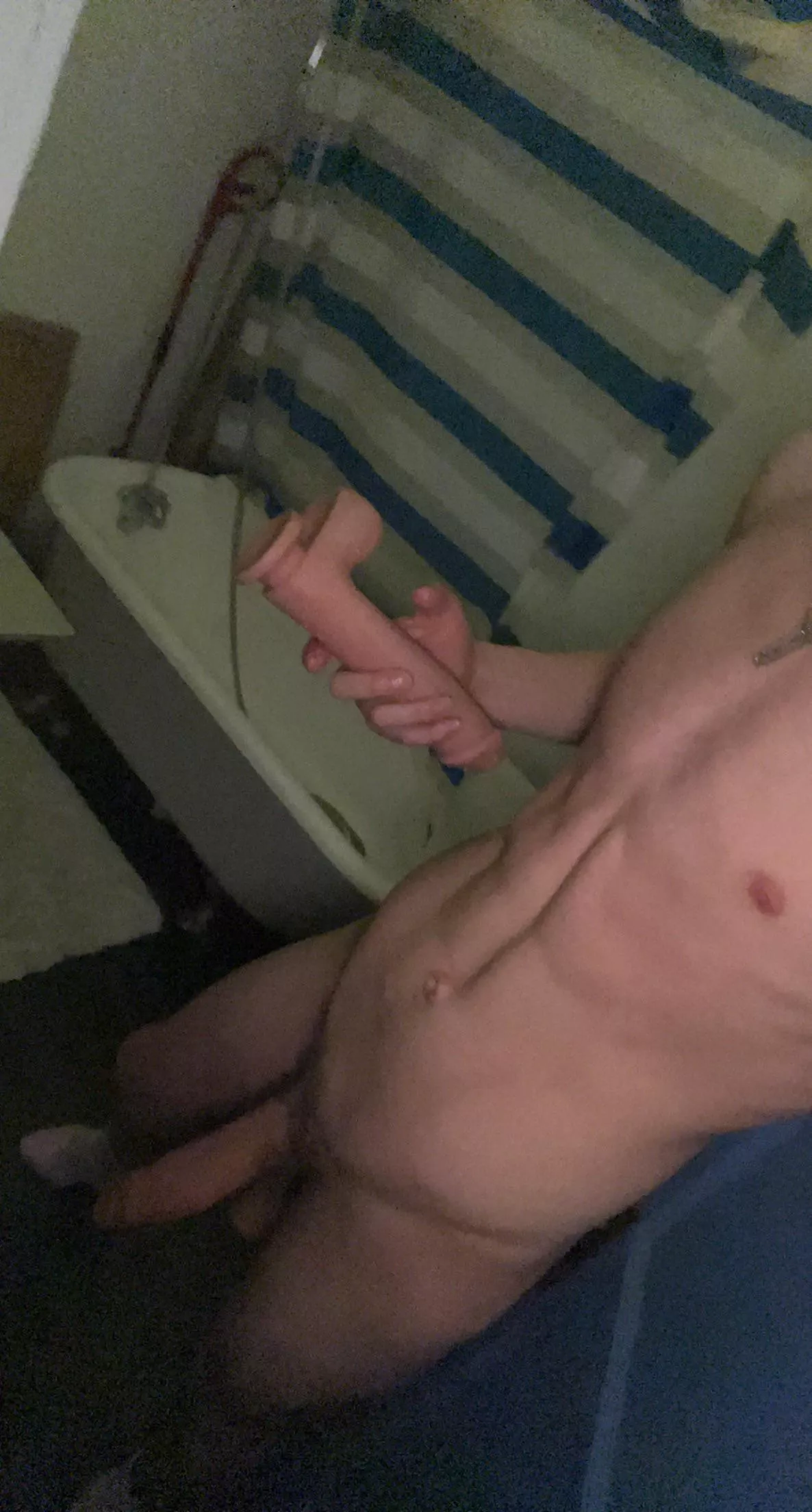 21 canada kinky asf looking for bate bros or someone who wants to watch me fuck my ass. pls be hot and somewhat near my age kinky+ face+++ jake238473 posted by twinkkboy01