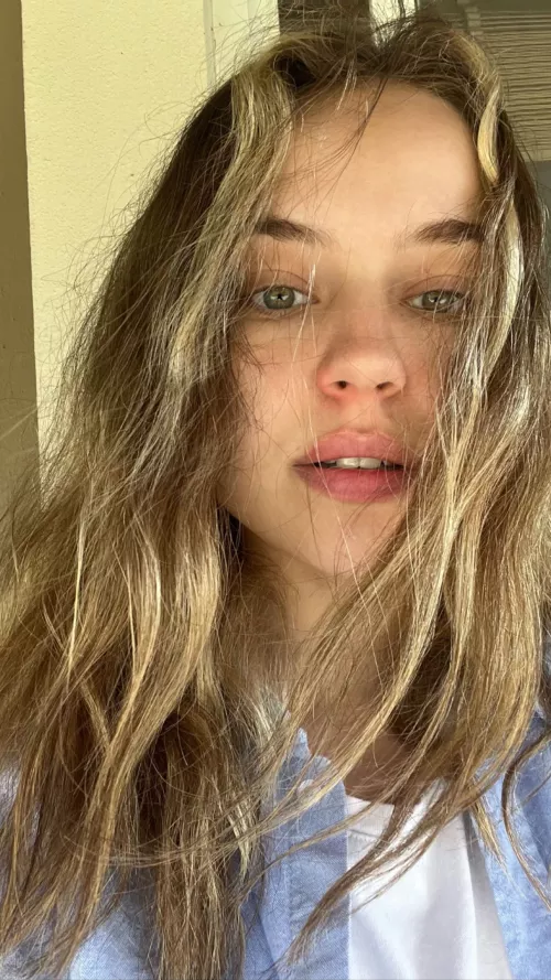 Anna Deniz Saylan by Slow_Ant_1409