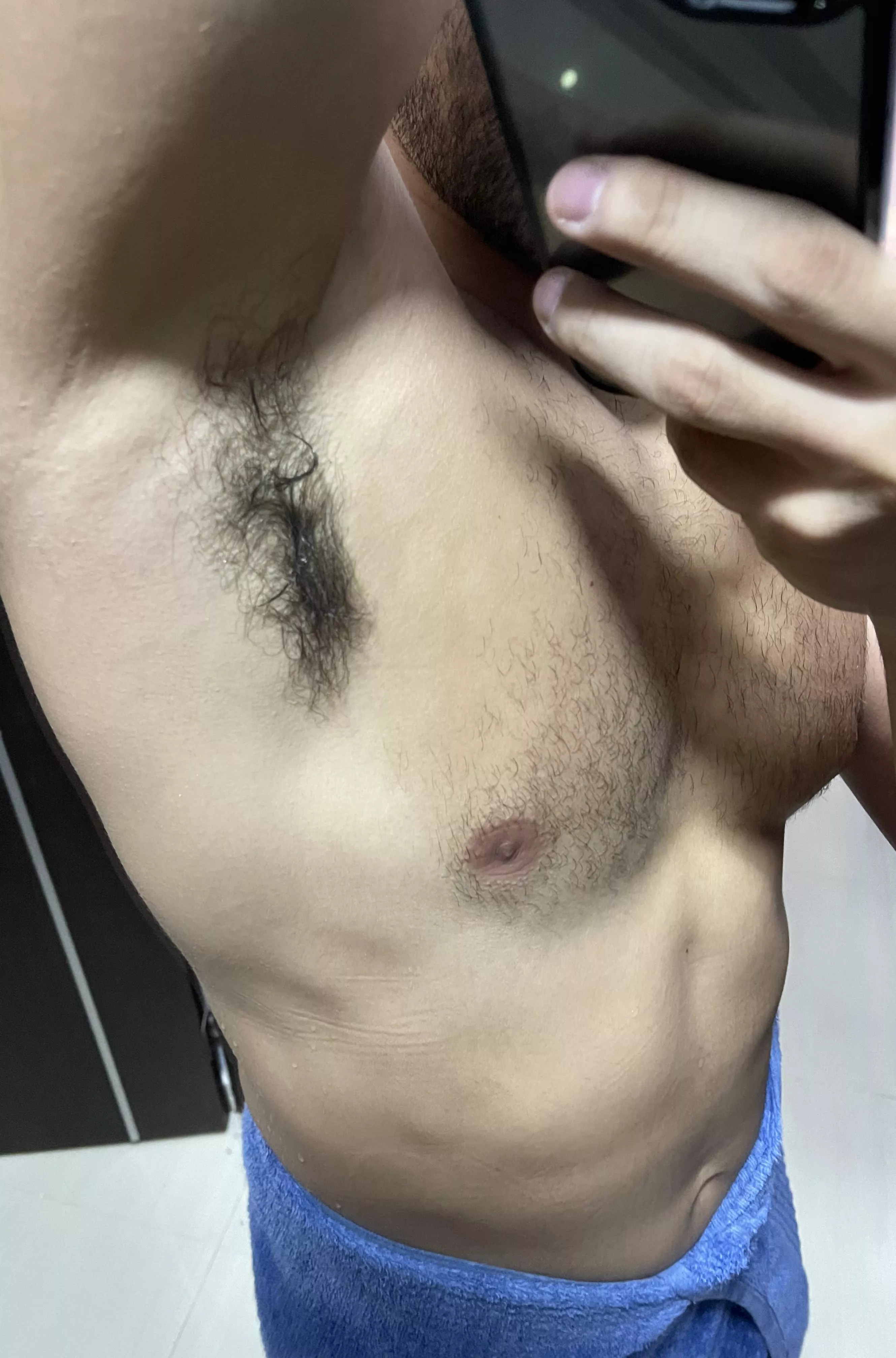 Armpit hairs have never been so long posted by CaliBeachboy002