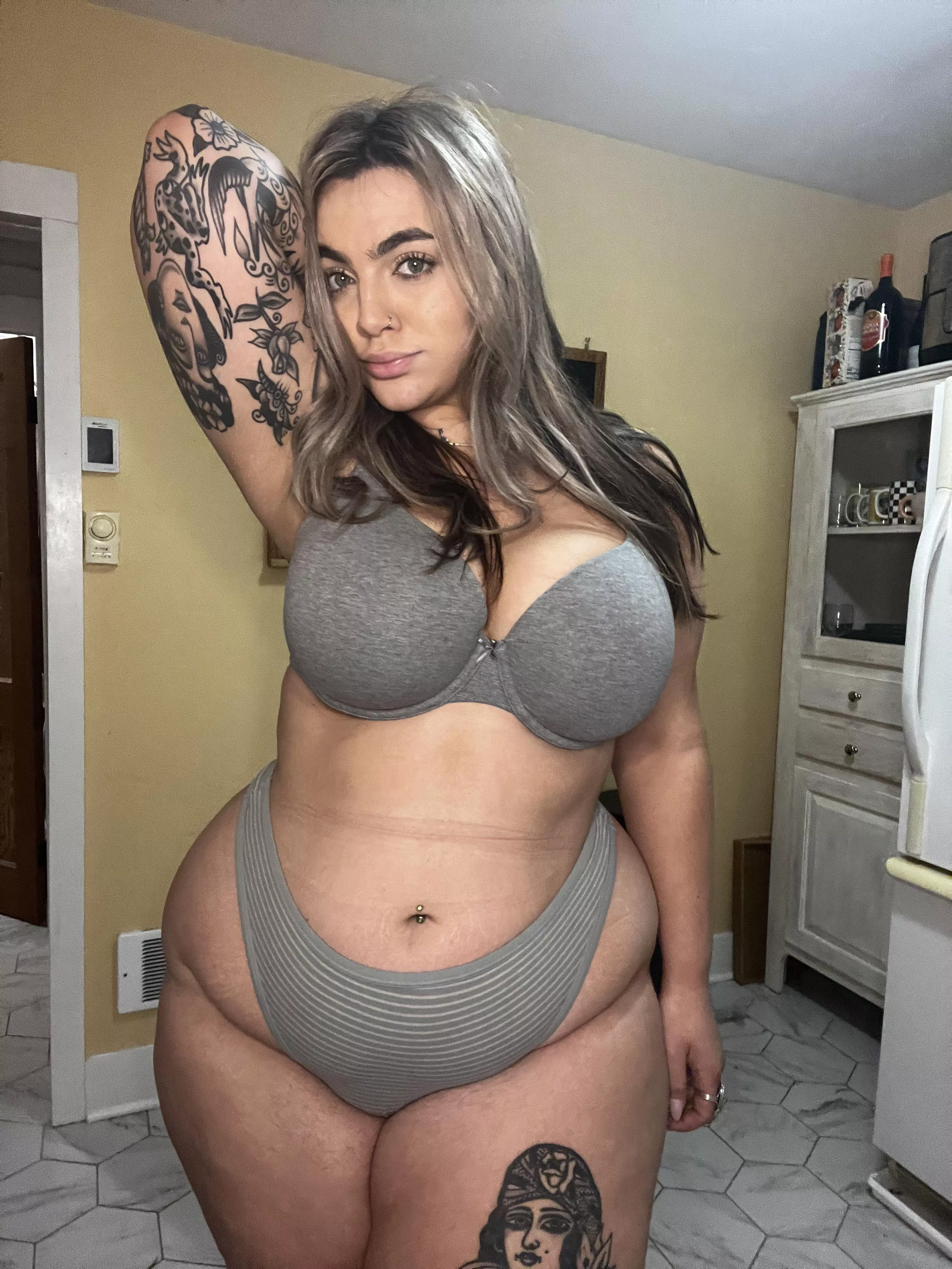 Bed head ;) posted by Squishie-bear