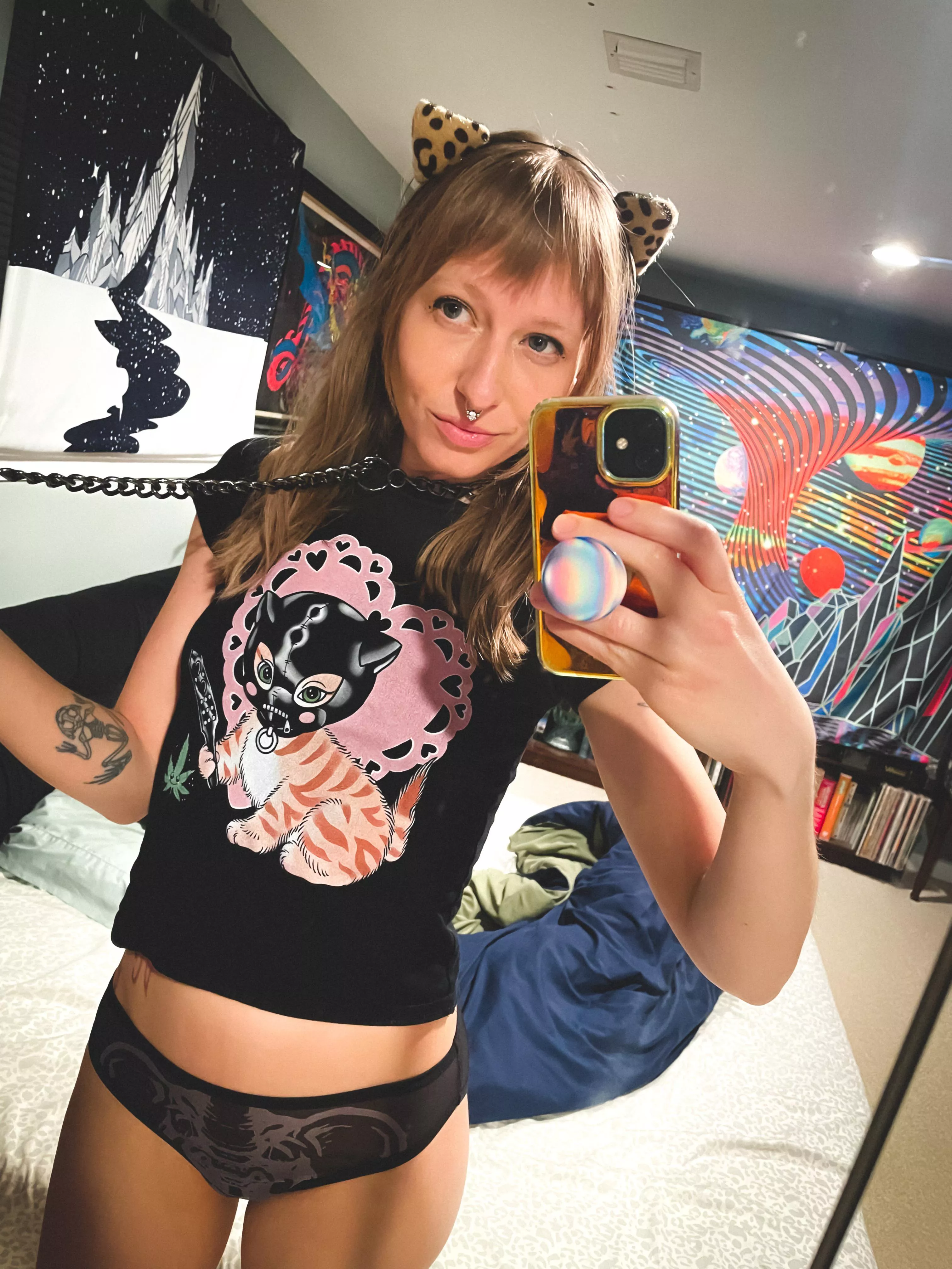 Come play with this cute kitten posted by messygothgirl