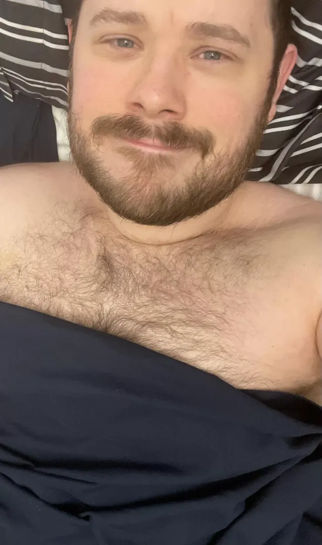 Cravin’ Cuddles posted by varaxen