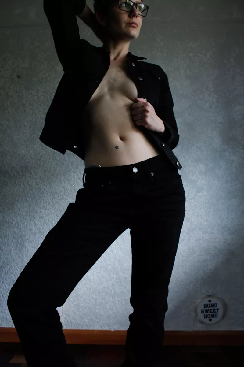 Damn, I look handsome ^^ posted by stretchykitten