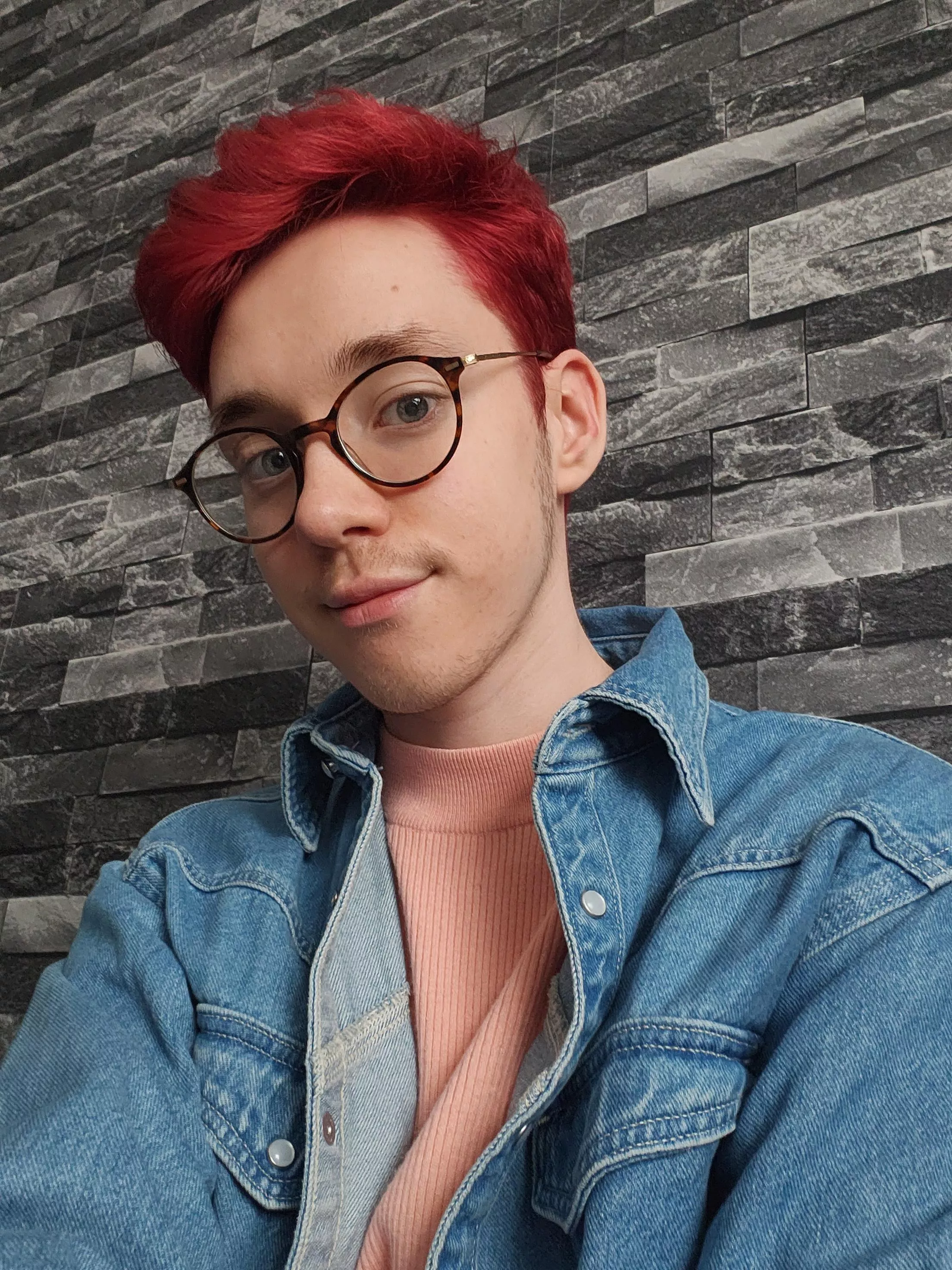 Do you think the colour suits me? 🍒 posted by Dolling_02