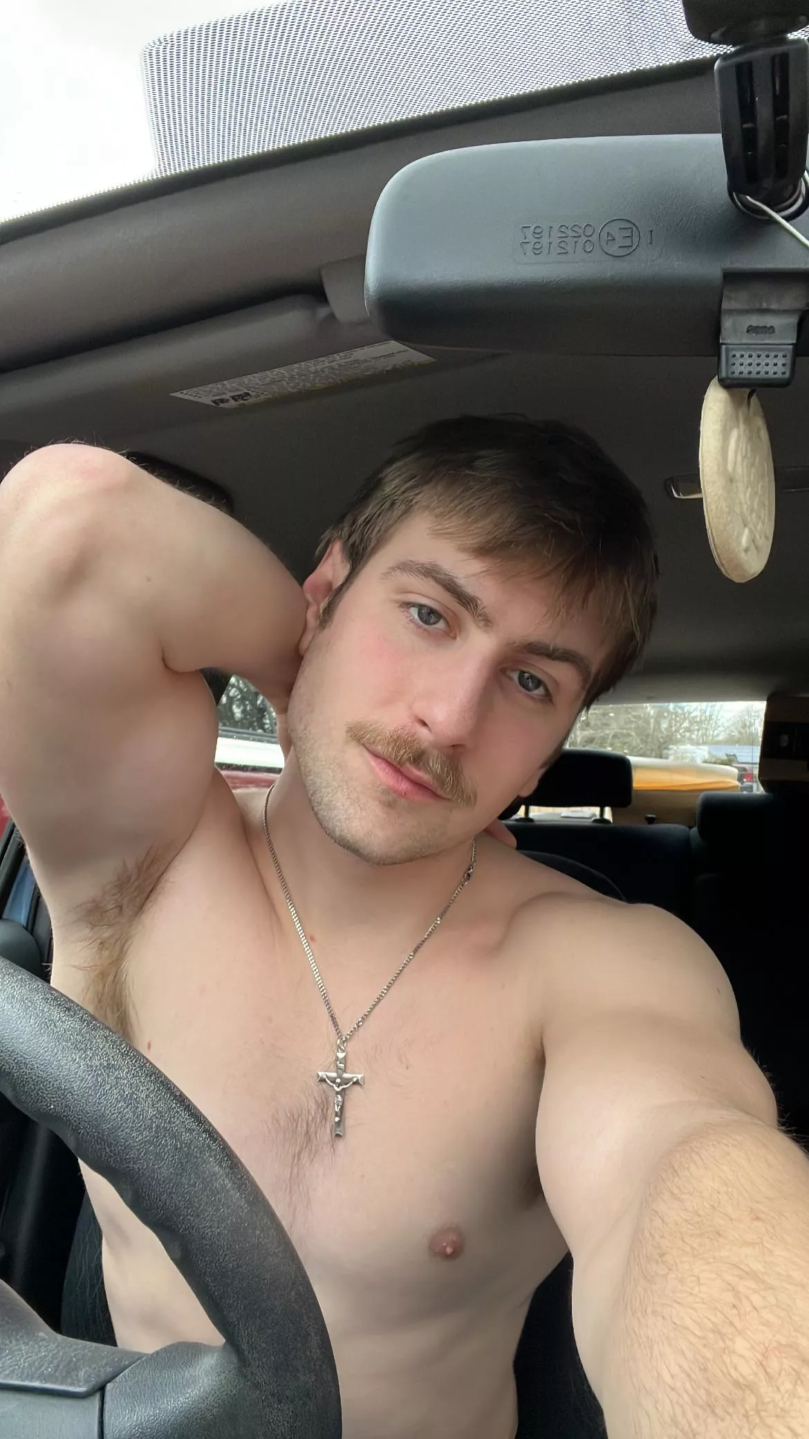 Don’t be shy shove your face in there ;) posted by uncutjacks