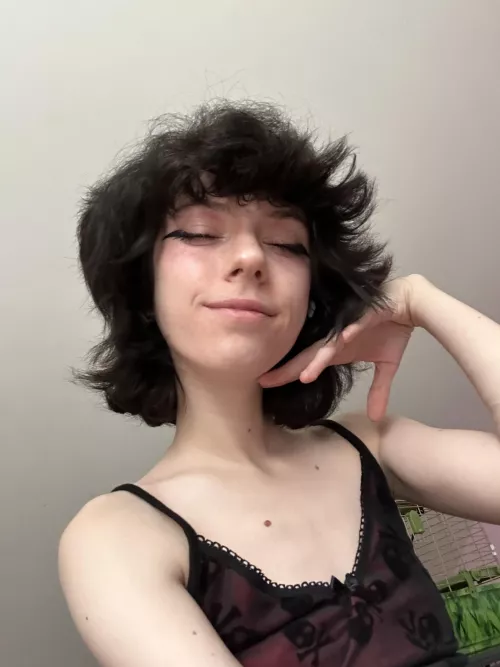 Feeling pretty ✨💗 by Additional-Joke3799