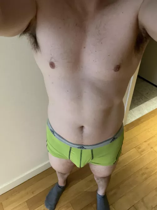 First Reddit post ever. 33 [m] trying to get back in shape. A bit nervous but how am I doing? by Maximum-Ad2414