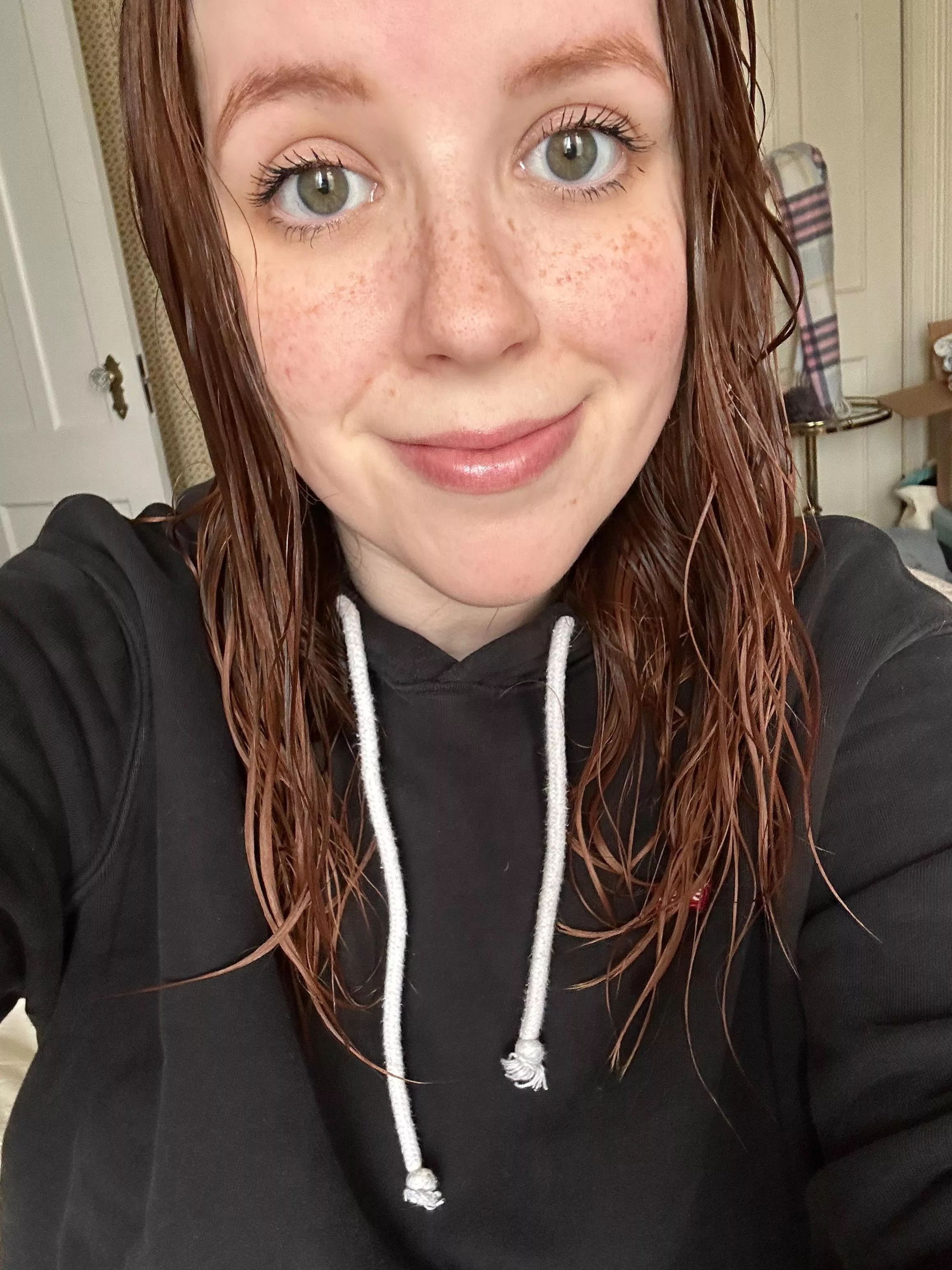 Fresh out of the shower! [F] posted by snildeep