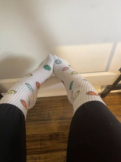 Get under my desk and sniff my socks. 😈 by my_prettyfeets_