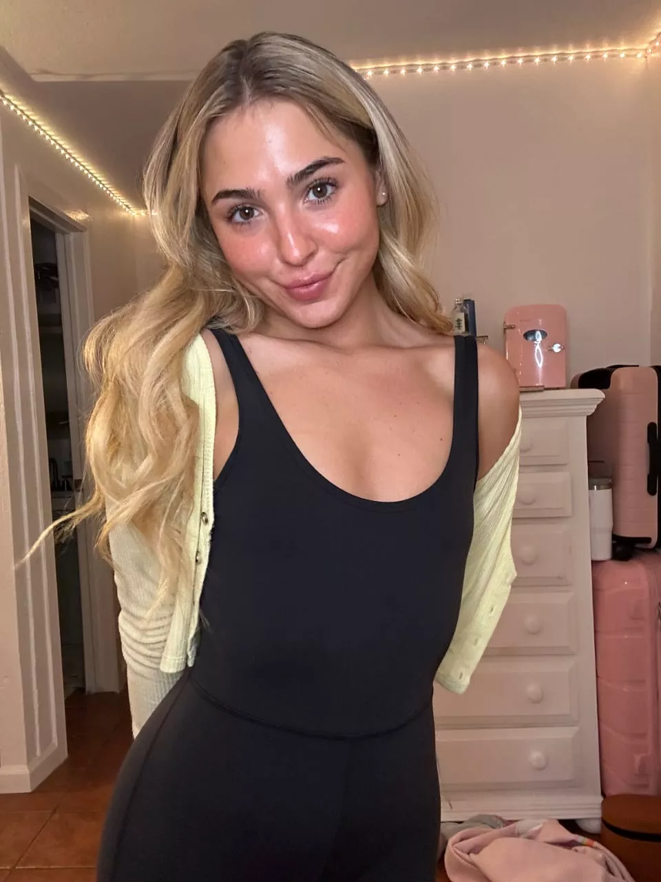 I think this fits me well 🥰 posted by Scarysa