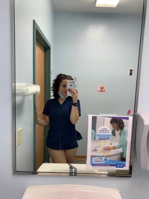 i work with roosters, think i could handle your cock?🐓 by _daisie