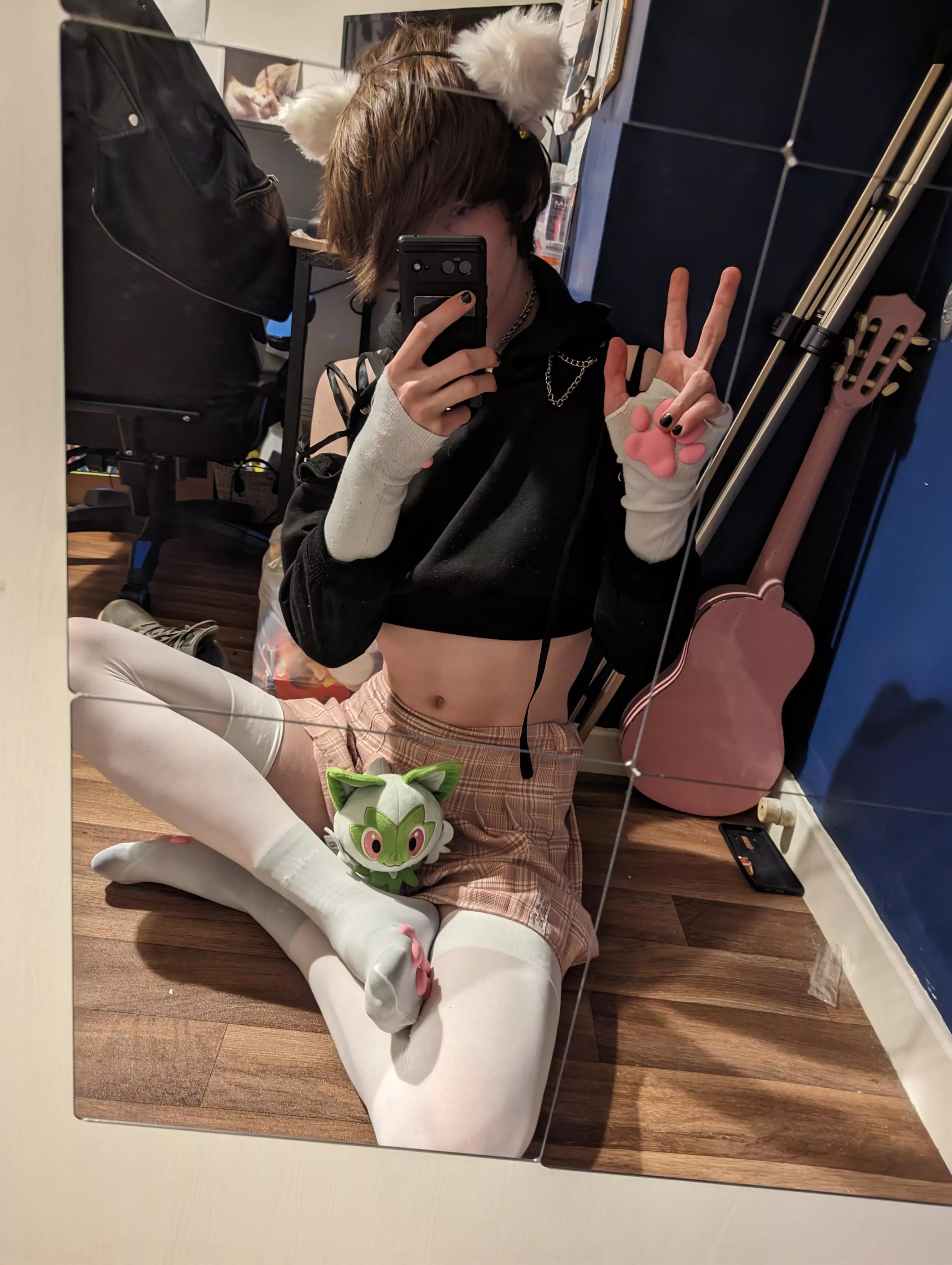 I'm kitty :333 posted by 306063630