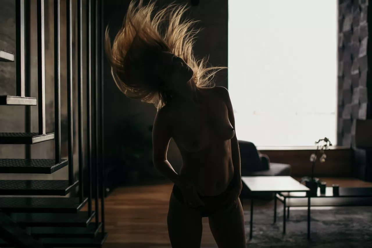 I'm online! How are you steel no watching? Whatch now!! 💋 KaramelSW posted by Mod_Jull