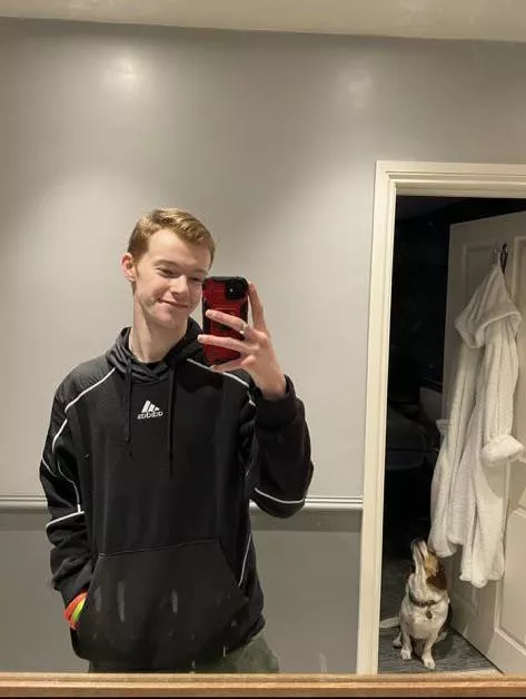 Just chilling with my pooch 😂 (21) posted by redheadhotnez11