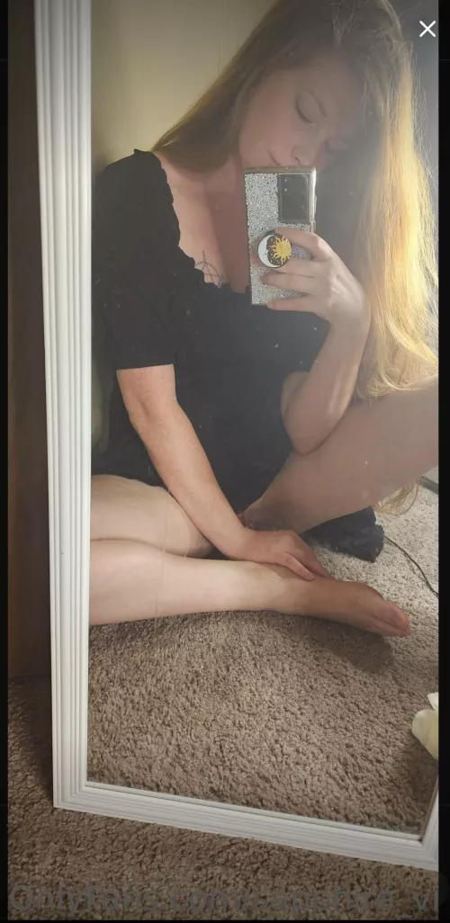 Just the right angle for the best view by GamergirlAsher