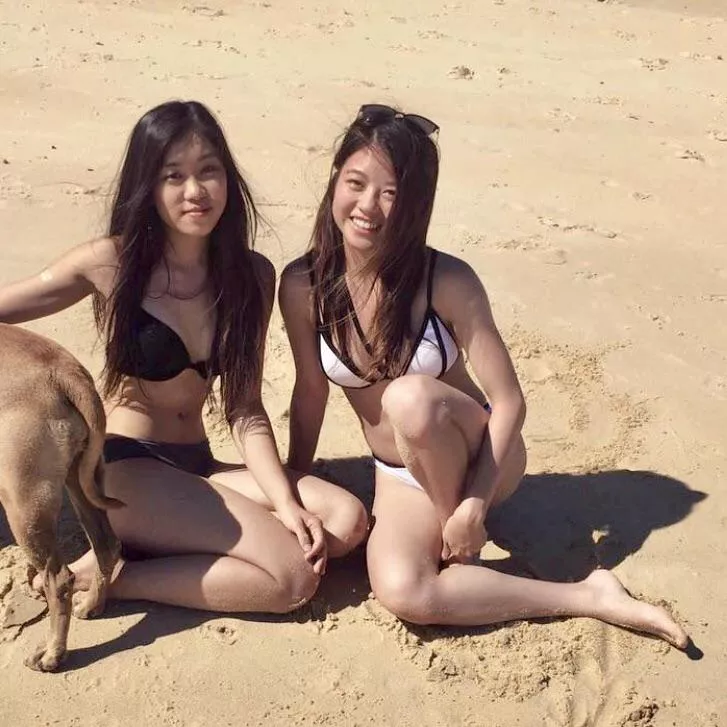 Left or Right? posted by oneshotthatting