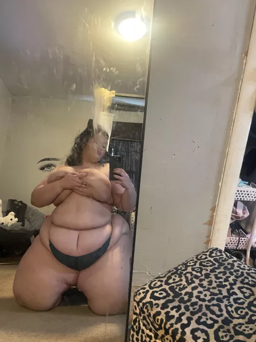 Let’s be naughty by Therealmisslenaaaa