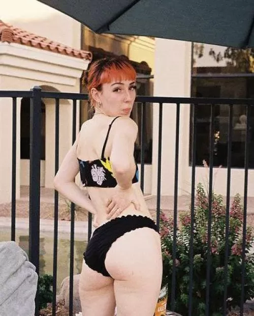 Lyra by the Pool by verycherrysherry