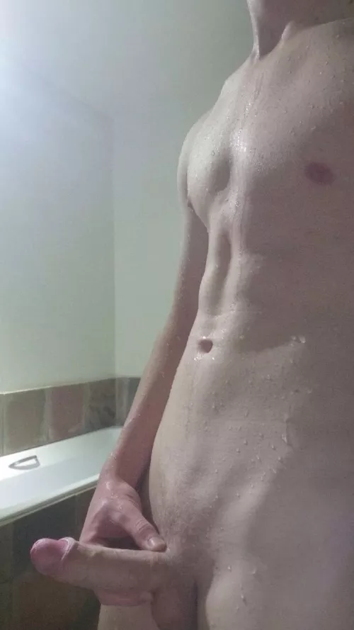 (m) 18 post shower pic by spicy_cd