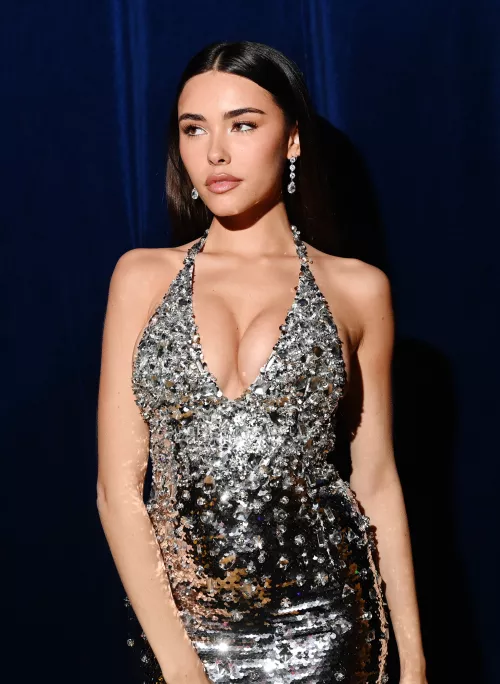 Madison Beer by DesiSongs