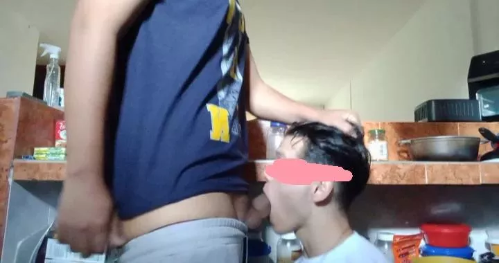 My boyfriend loves that i put him to suck 🔞🔥 posted by asmodeus_alz